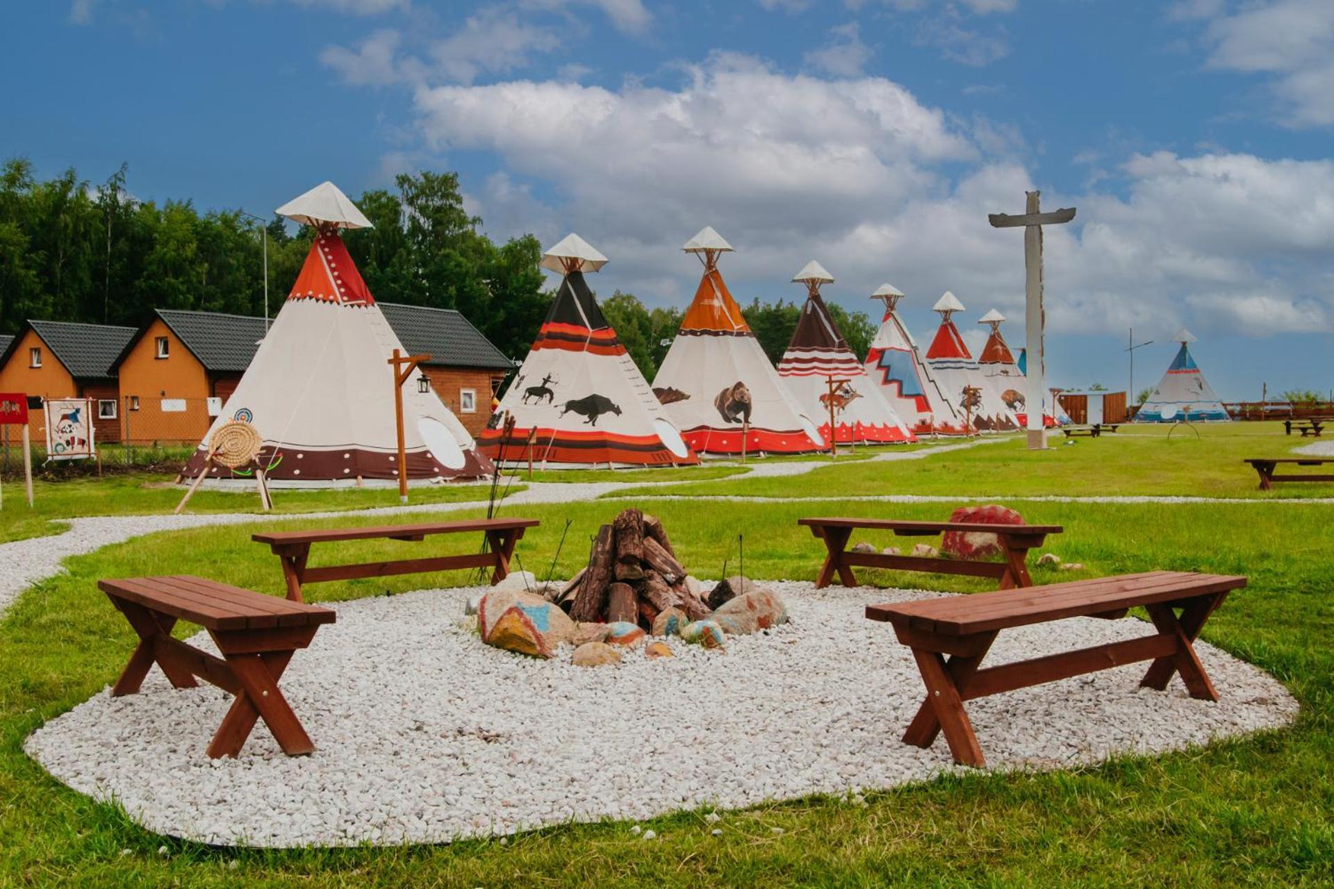 Indiana Camp - 150 M Od Suntago Park Hotel Grabce-Towarzystwo Bagian luar foto