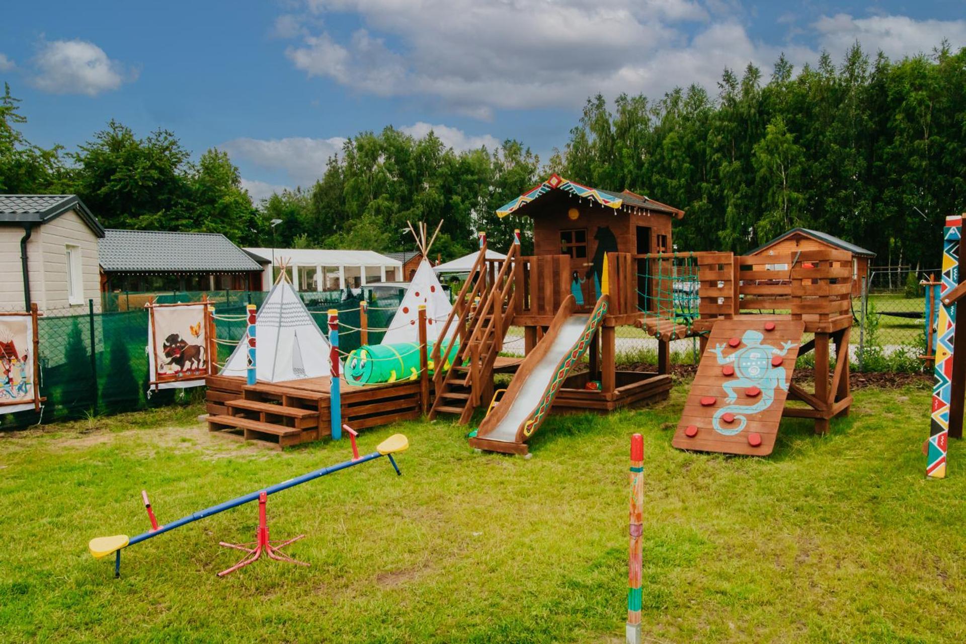 Indiana Camp - 150 M Od Suntago Park Hotel Grabce-Towarzystwo Bagian luar foto