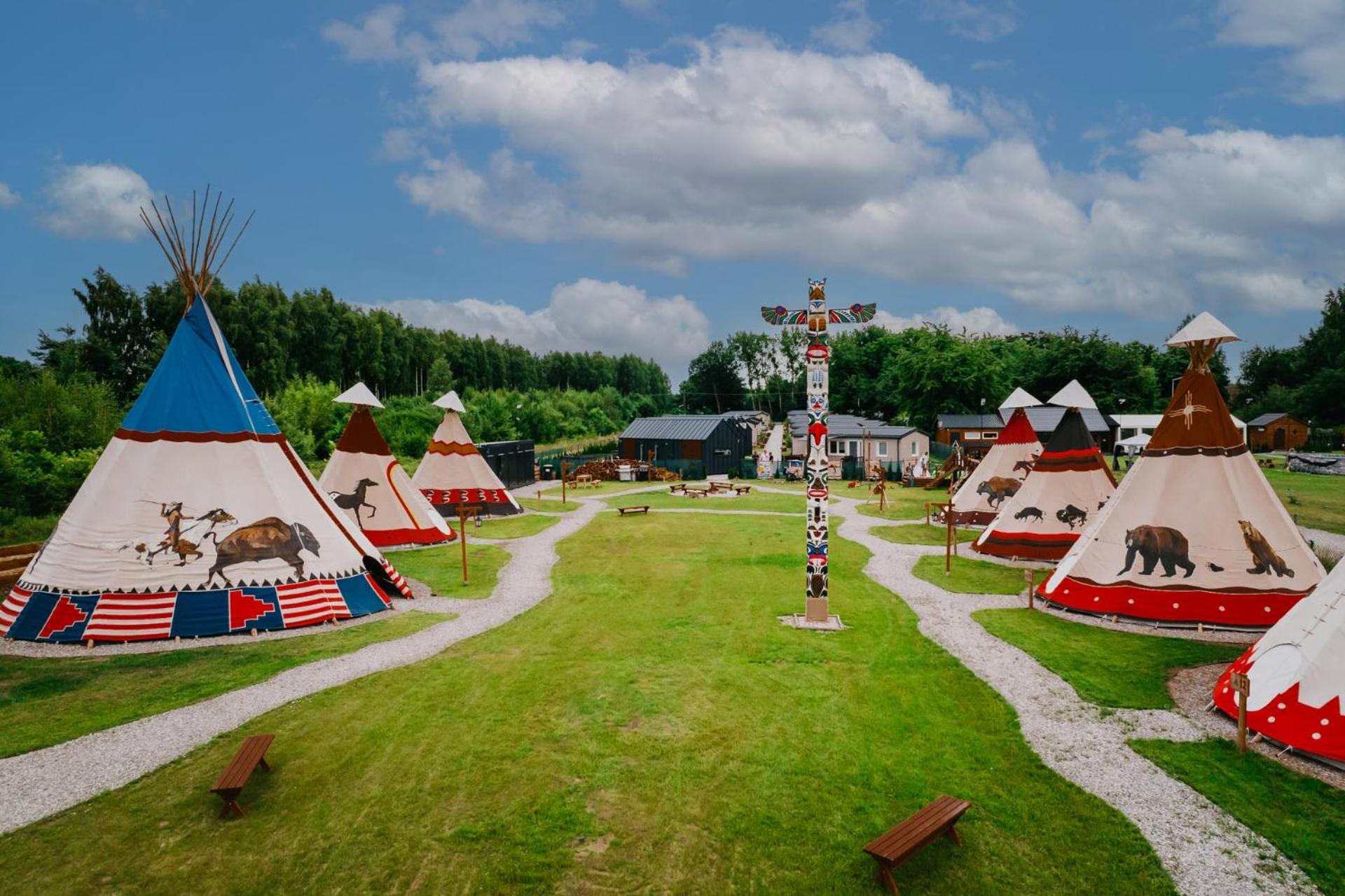 Indiana Camp - 150 M Od Suntago Park Hotel Grabce-Towarzystwo Bagian luar foto