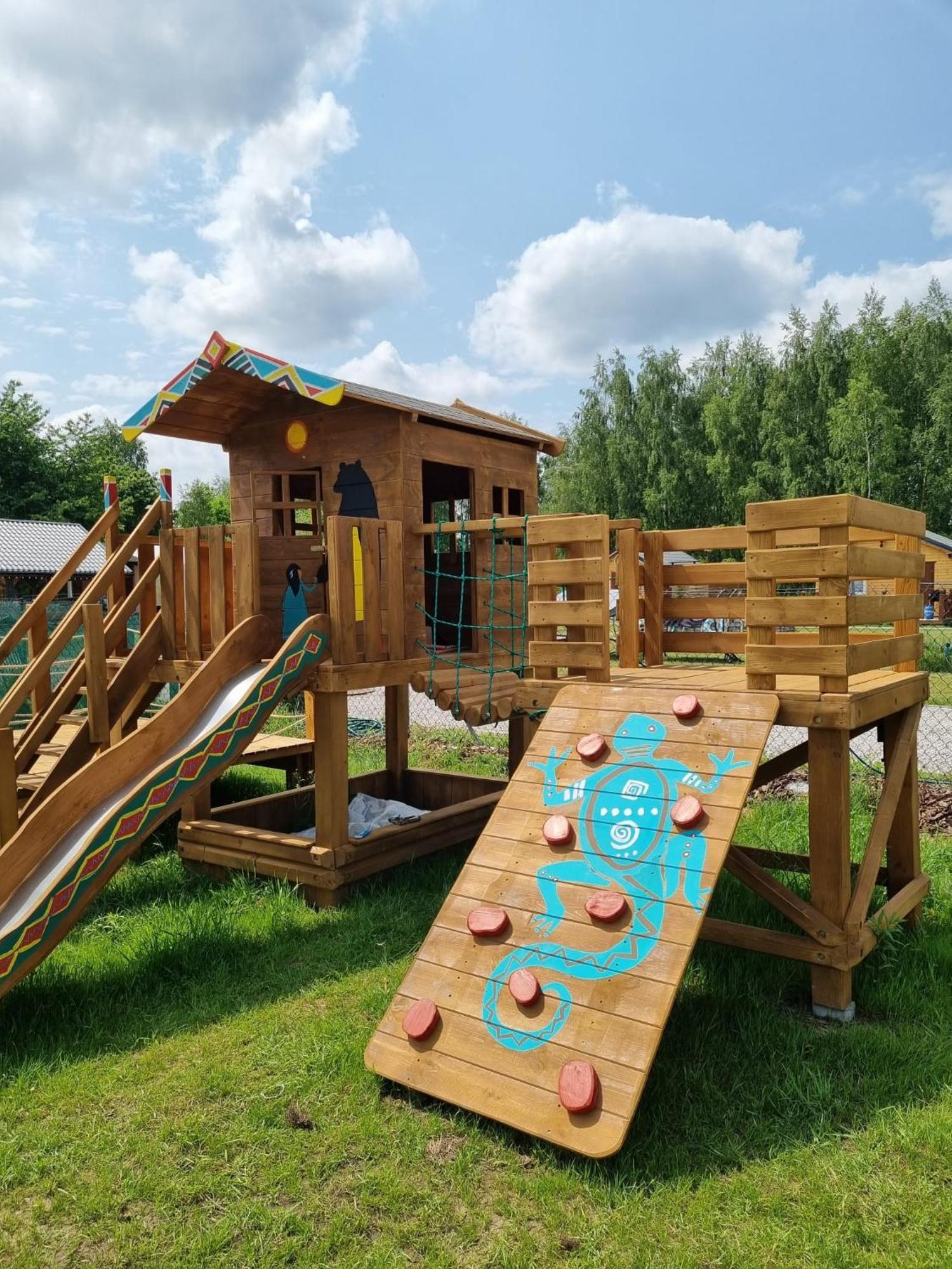 Indiana Camp - 150 M Od Suntago Park Hotel Grabce-Towarzystwo Bagian luar foto