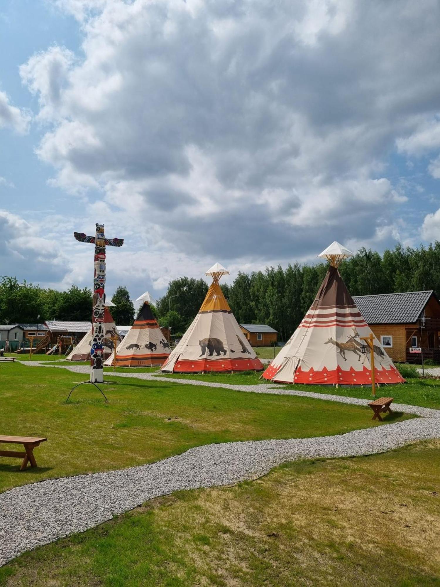 Indiana Camp - 150 M Od Suntago Park Hotel Grabce-Towarzystwo Bagian luar foto